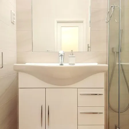 Beige Bed Appartement Bratislava